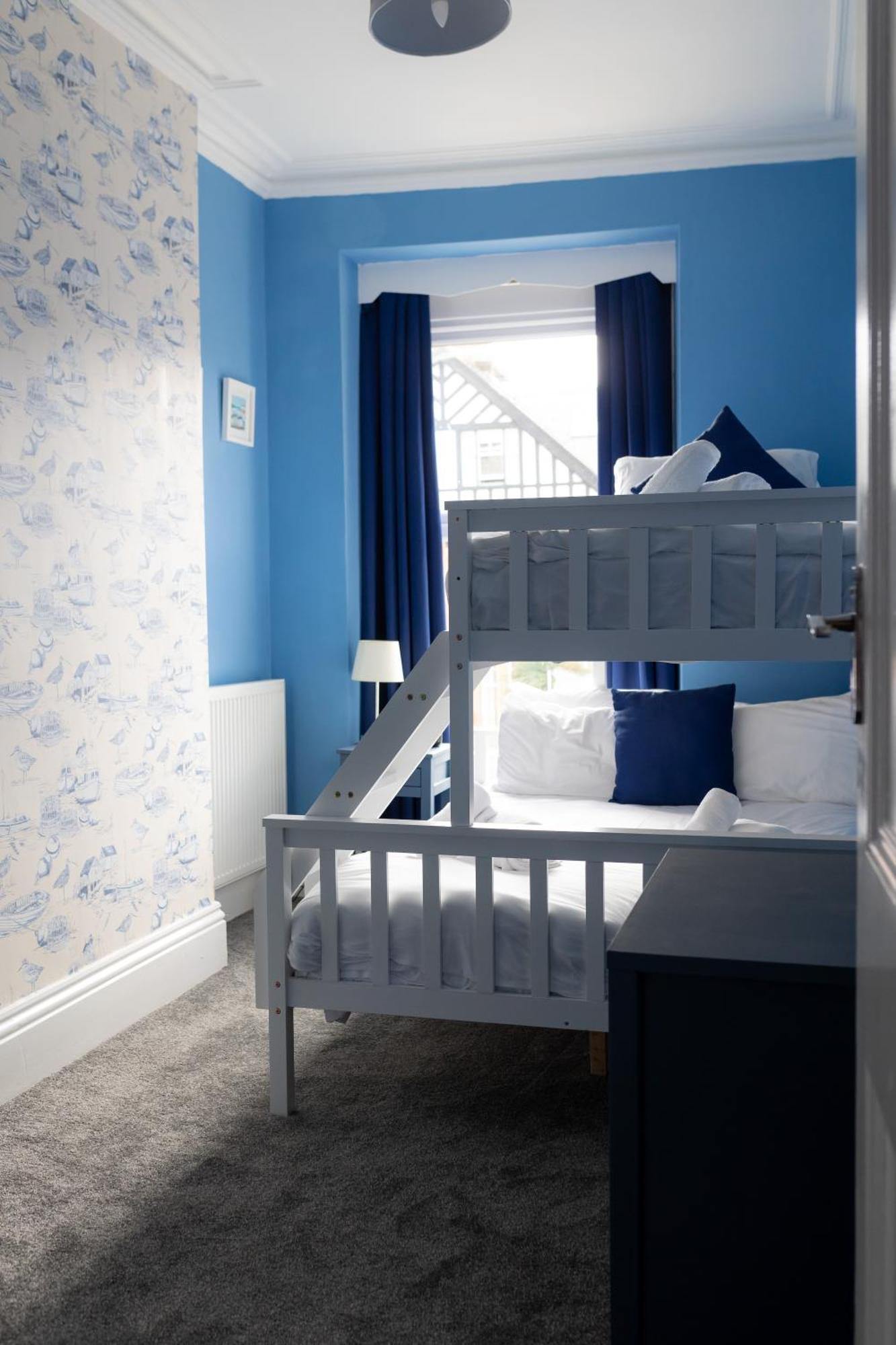 The Cadnant Holiday House ランディドノー エクステリア 写真